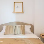 Central Residence Apartment 811